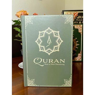 Koran / Al-Quran mit farbkodierter Wort zu Wort Übersetzung